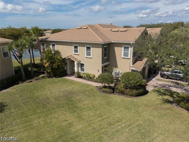 3181 Cottonwood BEND 901, Fort Myers, FL 33905
