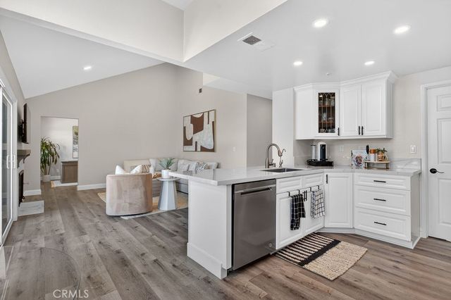 5990 E Prospector, Anaheim Hills, CA 92807