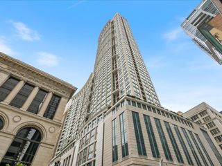 130 N Garland Court 5101, Chicago, IL 60602