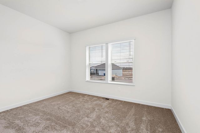 18726 Ivanhoe Street NW, Elk River, MN 55330