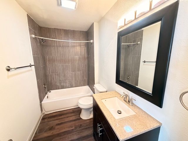 4115 Douglas Avenue 102, Dallas, TX 75219