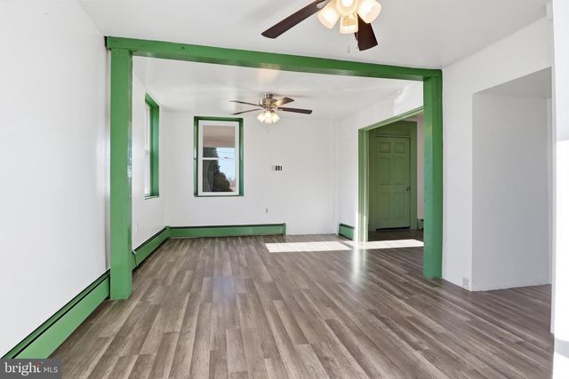 77 MOULSTOWN RD, Abbottstown, PA 17301