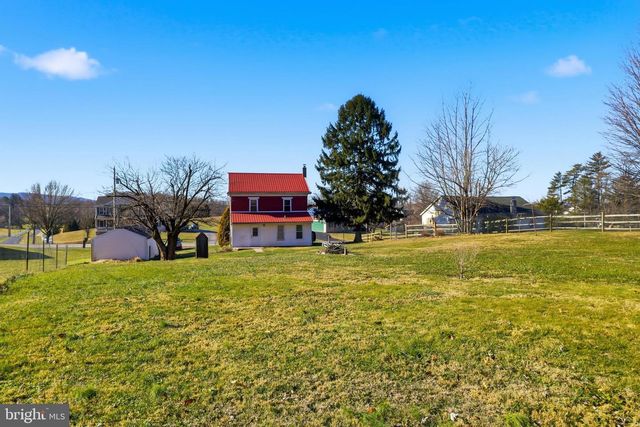 77 MOULSTOWN RD, Abbottstown, PA 17301