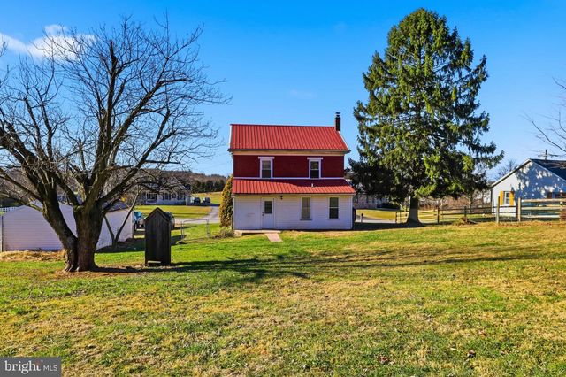 77 MOULSTOWN RD, Abbottstown, PA 17301