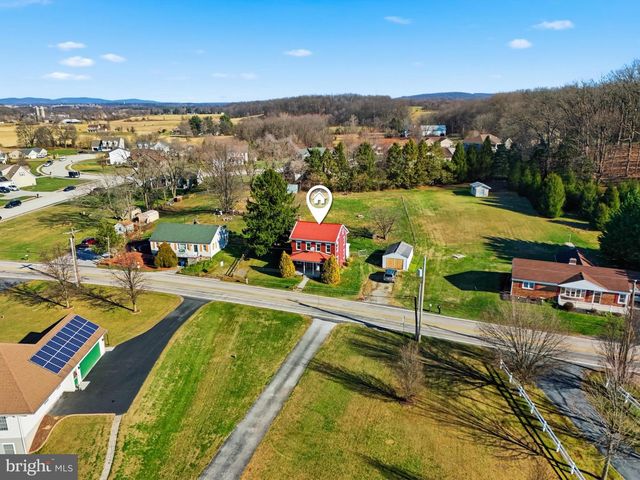 77 MOULSTOWN RD, Abbottstown, PA 17301