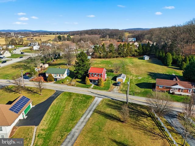 77 MOULSTOWN RD, Abbottstown, PA 17301