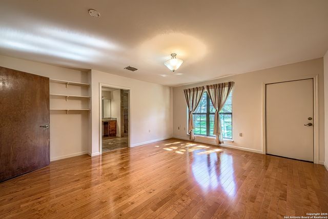 8318 Cactus Wren, San Antonio, TX 78255
