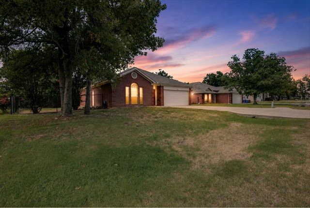 406 Redbud Lane, Tolar, TX 76476