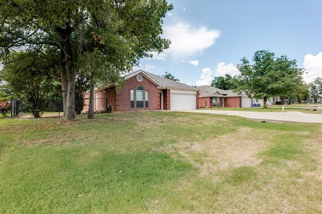 406 Redbud Lane, Tolar, TX 76476