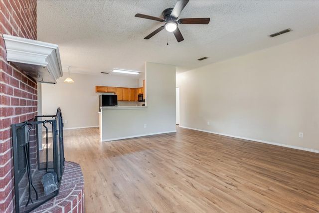 406 Redbud Lane, Tolar, TX 76476