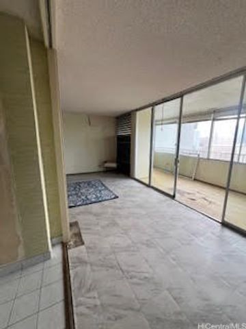 1400 Pensacola Street 1104, Honolulu, HI 96822