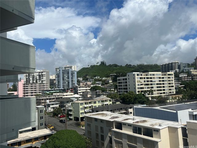 1400 Pensacola Street 1104, Honolulu, HI 96822