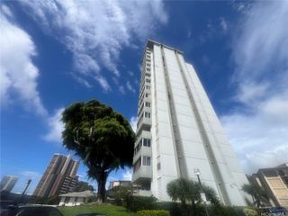 1400 Pensacola Street 1104, Honolulu, HI 96822