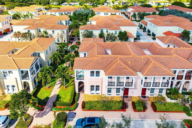 834 NW 83rd Lane, Boca Raton, FL 33487