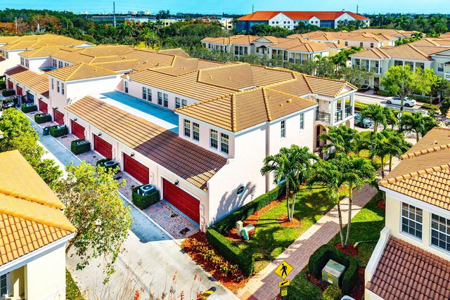 834 NW 83rd Lane, Boca Raton, FL 33487