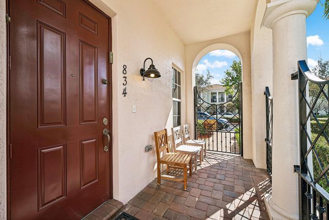 834 NW 83rd Lane, Boca Raton, FL 33487