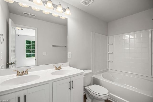 1042 Bebb Willow Lane, Lewisville, NC 27023