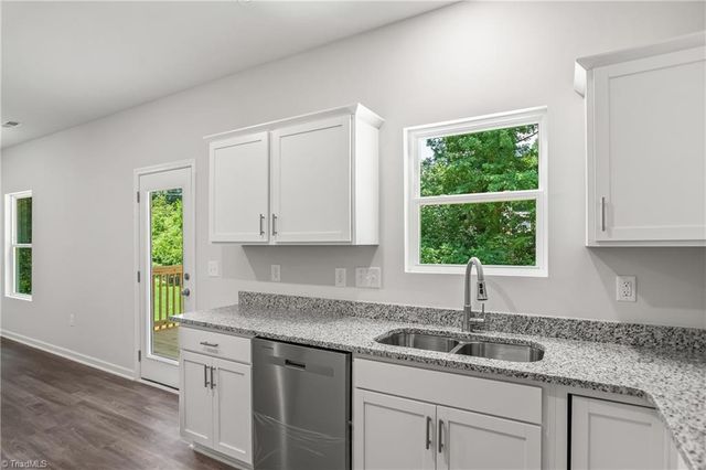 1042 Bebb Willow Lane, Lewisville, NC 27023