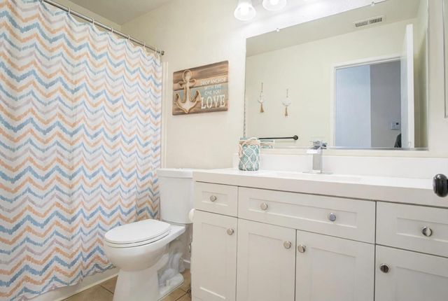 774 Long Barn Dr, Lathrop, CA 95330