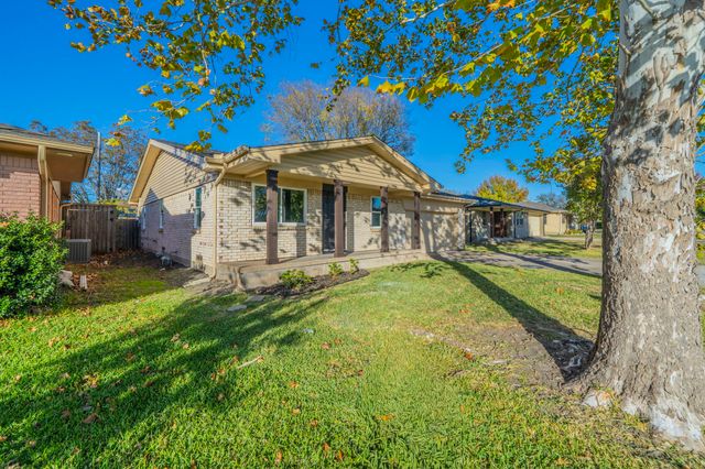 304 E Hazelwood Street, Princeton, TX 75407