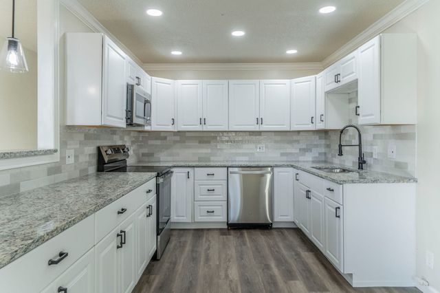 304 E Hazelwood Street, Princeton, TX 75407