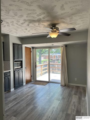 5230 S 51st Street, Lincoln, NE 68516
