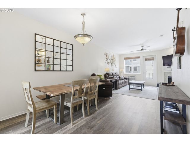 730 Se FAIRWINDS Loop, Vancouver, WA 98661