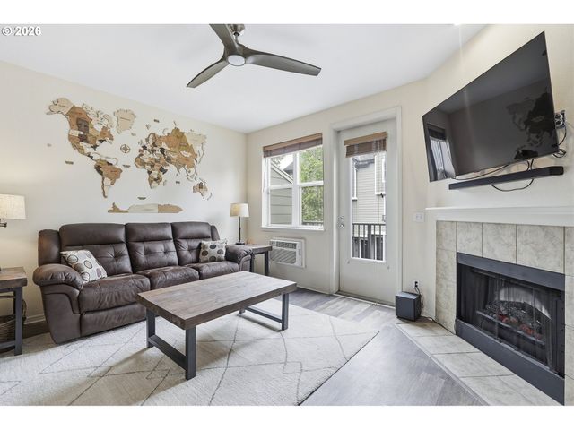 730 Se FAIRWINDS Loop, Vancouver, WA 98661