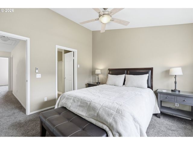 730 Se FAIRWINDS Loop, Vancouver, WA 98661