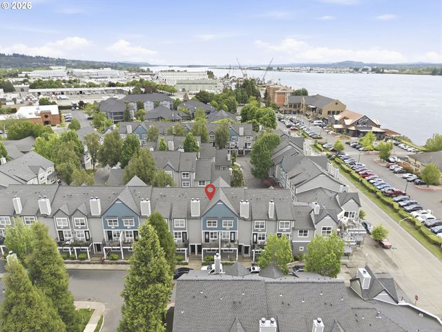 730 Se FAIRWINDS Loop, Vancouver, WA 98661
