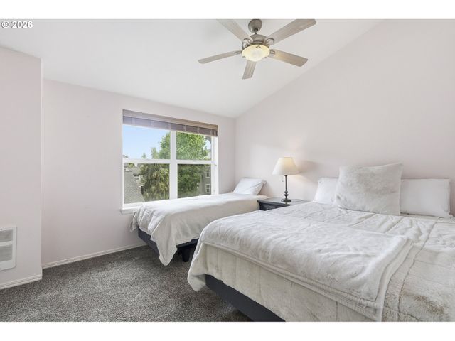730 Se FAIRWINDS Loop, Vancouver, WA 98661