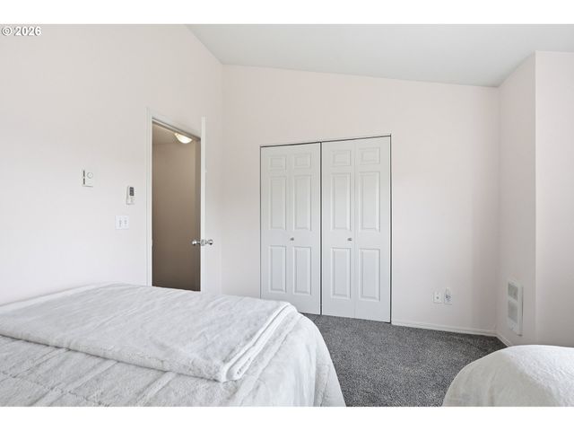 730 Se FAIRWINDS Loop, Vancouver, WA 98661