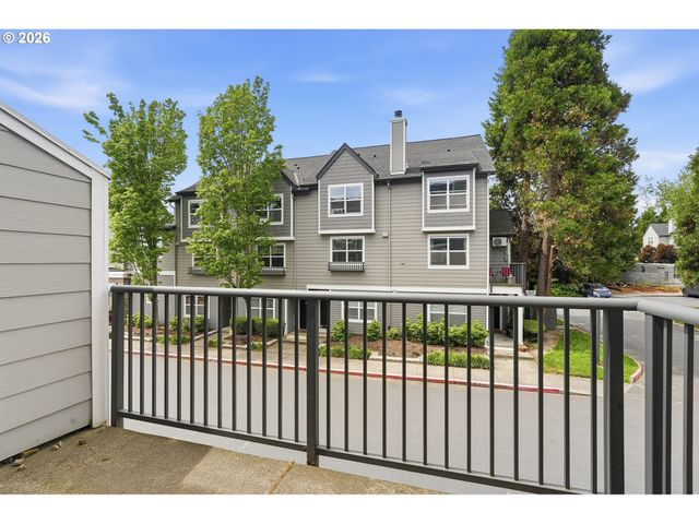 730 Se FAIRWINDS Loop, Vancouver, WA 98661
