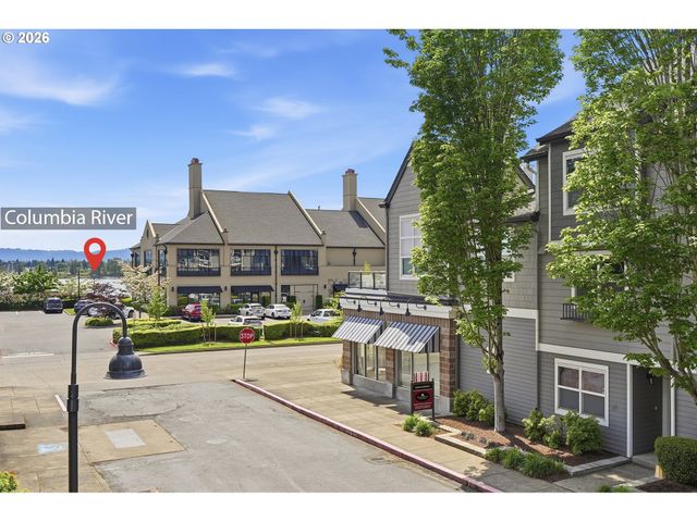730 Se FAIRWINDS Loop, Vancouver, WA 98661