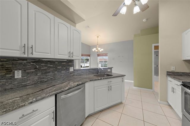 3920 SE 2nd PL, Cape Coral, FL 33904