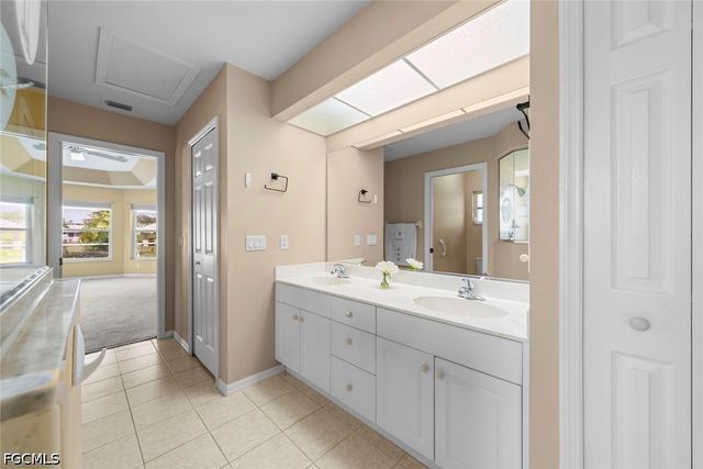3920 SE 2nd PL, Cape Coral, FL 33904