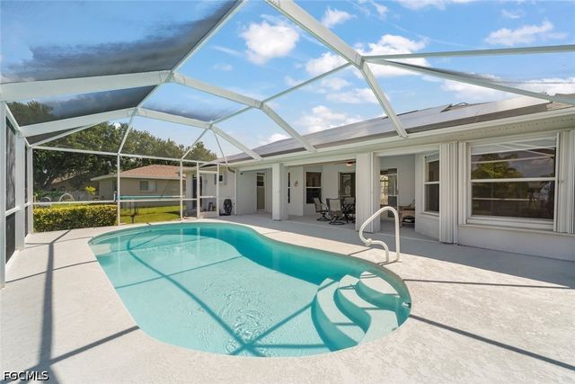 3920 SE 2nd PL, Cape Coral, FL 33904