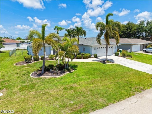 3920 SE 2nd PL, Cape Coral, FL 33904