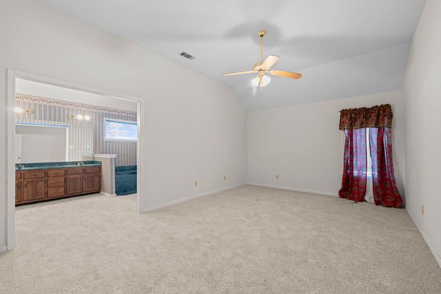 5180 WATER POINT DR, Memphis, TN 38141