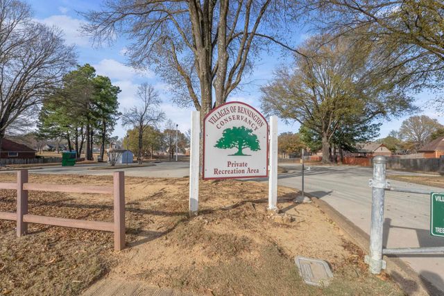 5180 WATER POINT DR, Memphis, TN 38141