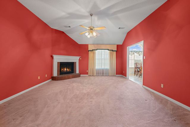 5180 WATER POINT DR, Memphis, TN 38141