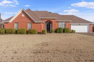 5180 WATER POINT DR, Memphis, TN 38141