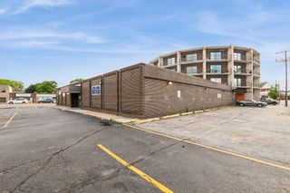 3900 W 95th Street 9, Evergreen Park, IL 60805