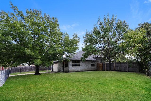 6339 Everglade Circle, Dallas, TX 75227