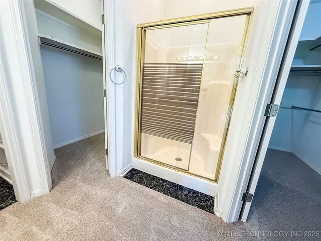 1490 Woodford, Lone Grove, OK 73401