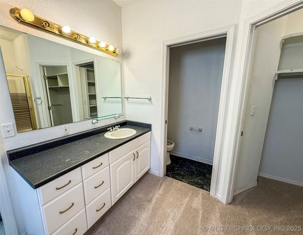 1490 Woodford, Lone Grove, OK 73401