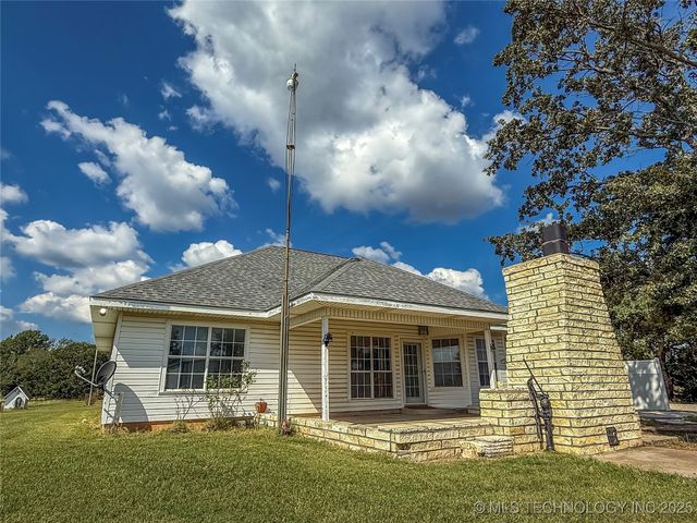 1490 Woodford, Lone Grove, OK 73401