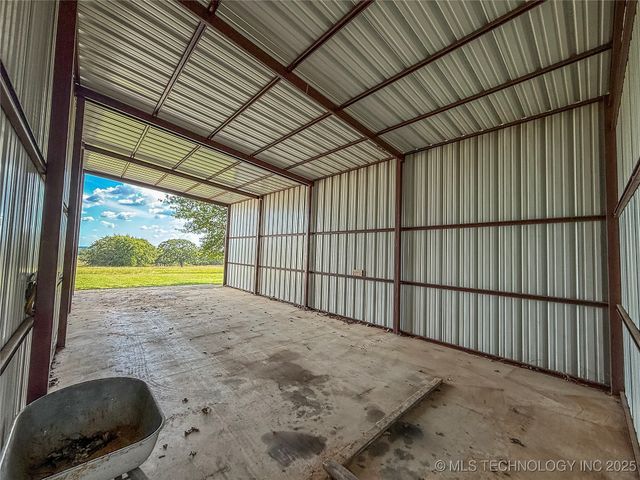 1490 Woodford, Lone Grove, OK 73401