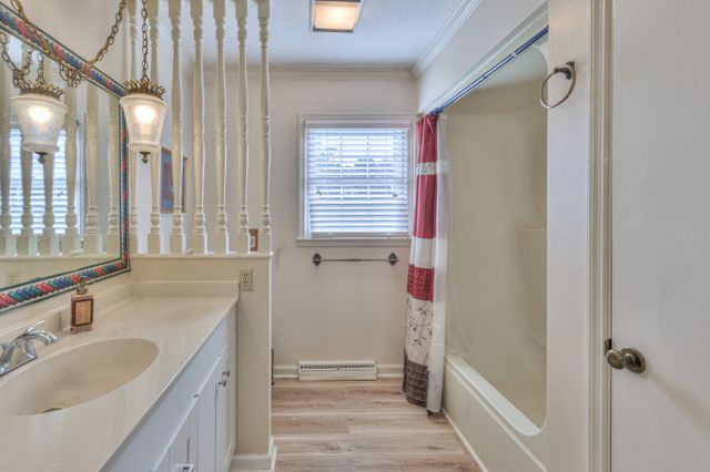703 Dow Dr, Shelbyville, TN 37160