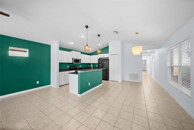 6511 PINE BREEZE RUN, Sarasota, FL 34243